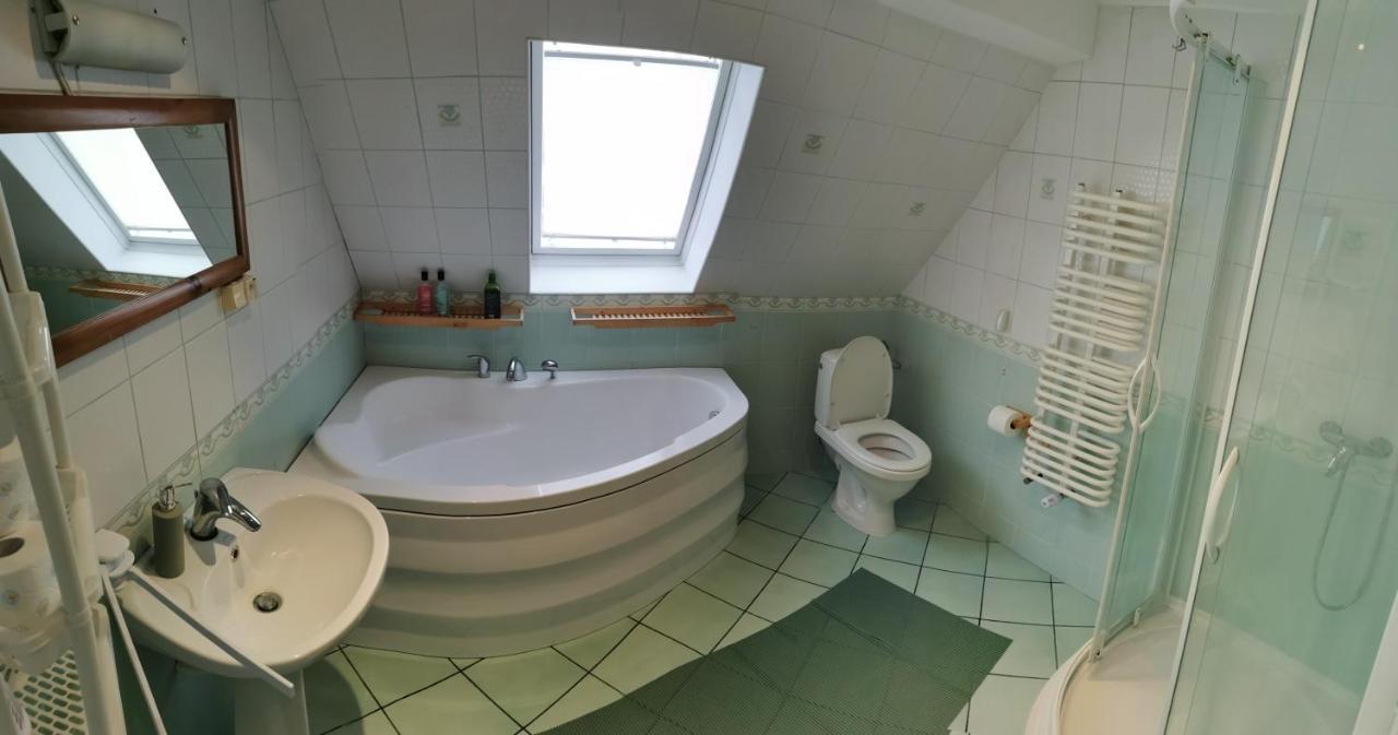 Dom Na Zachodzie Villa Szczecinek Ngoại thất bức ảnh